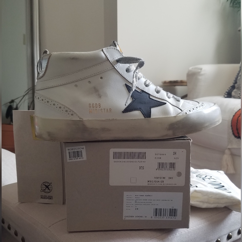 Golden Goose white/black/silver size 9 (39)